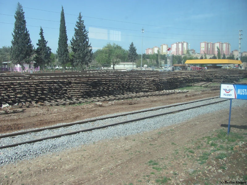 http://www.gallery.syrische-eisenbahn.de/data/media/23/IMG_0090.JPG